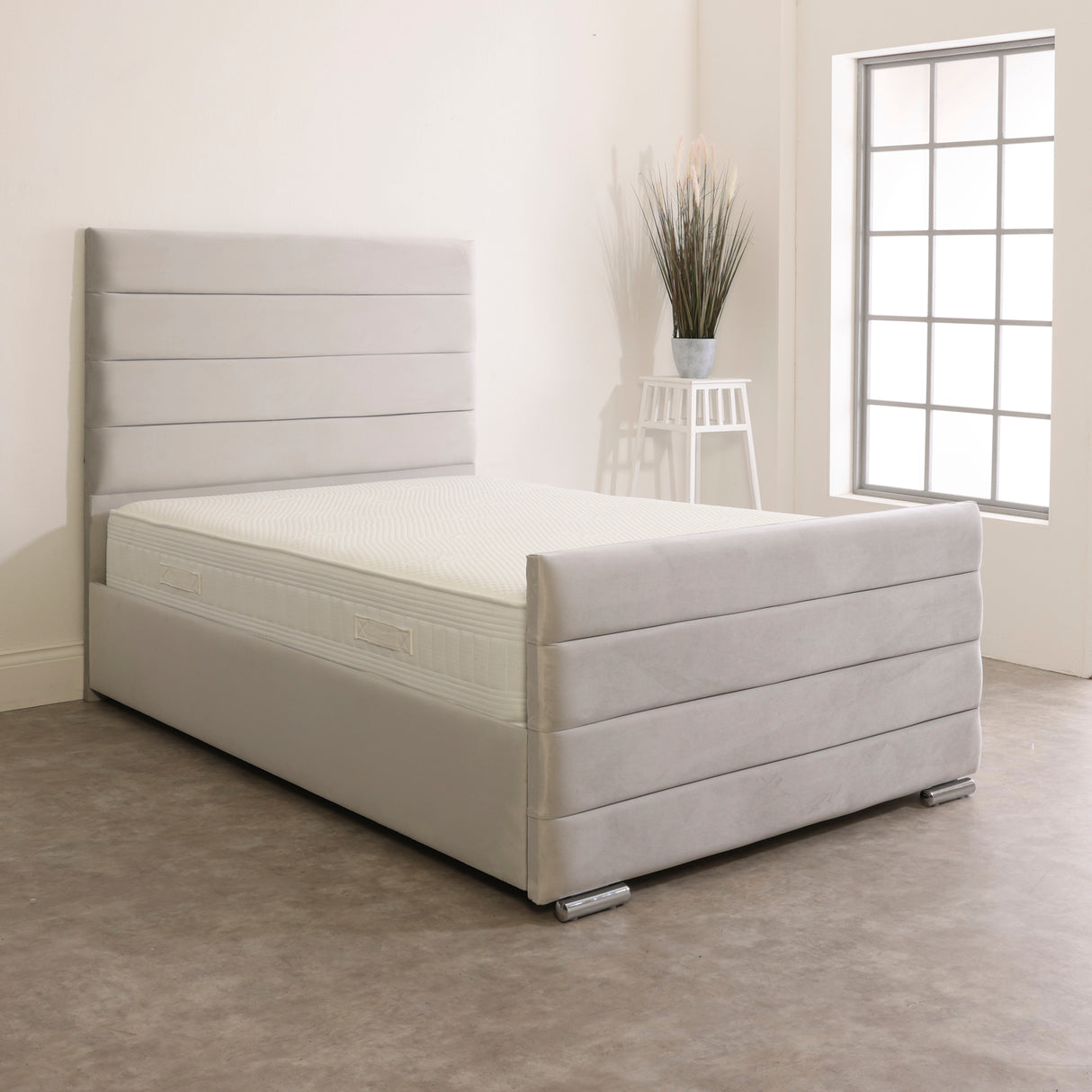 3ft Olivia Upholstered Slatted Bed Frame in Red Crushed Velvet (CLEARANCE ITEM)