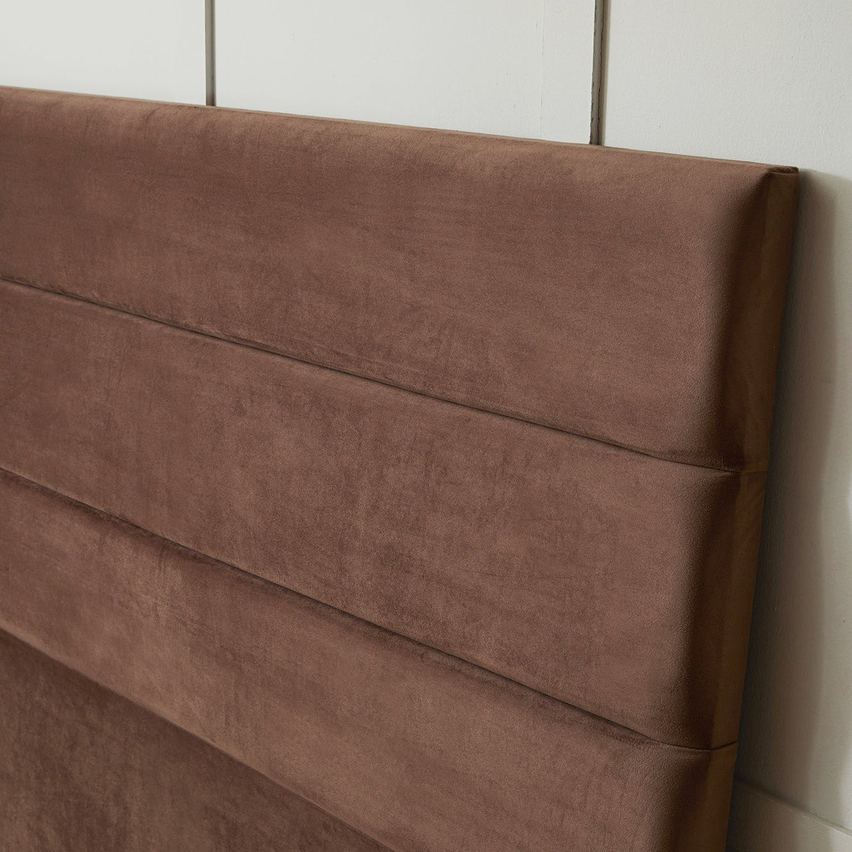 Opulence Vencil Traditional Upholstered Headboard