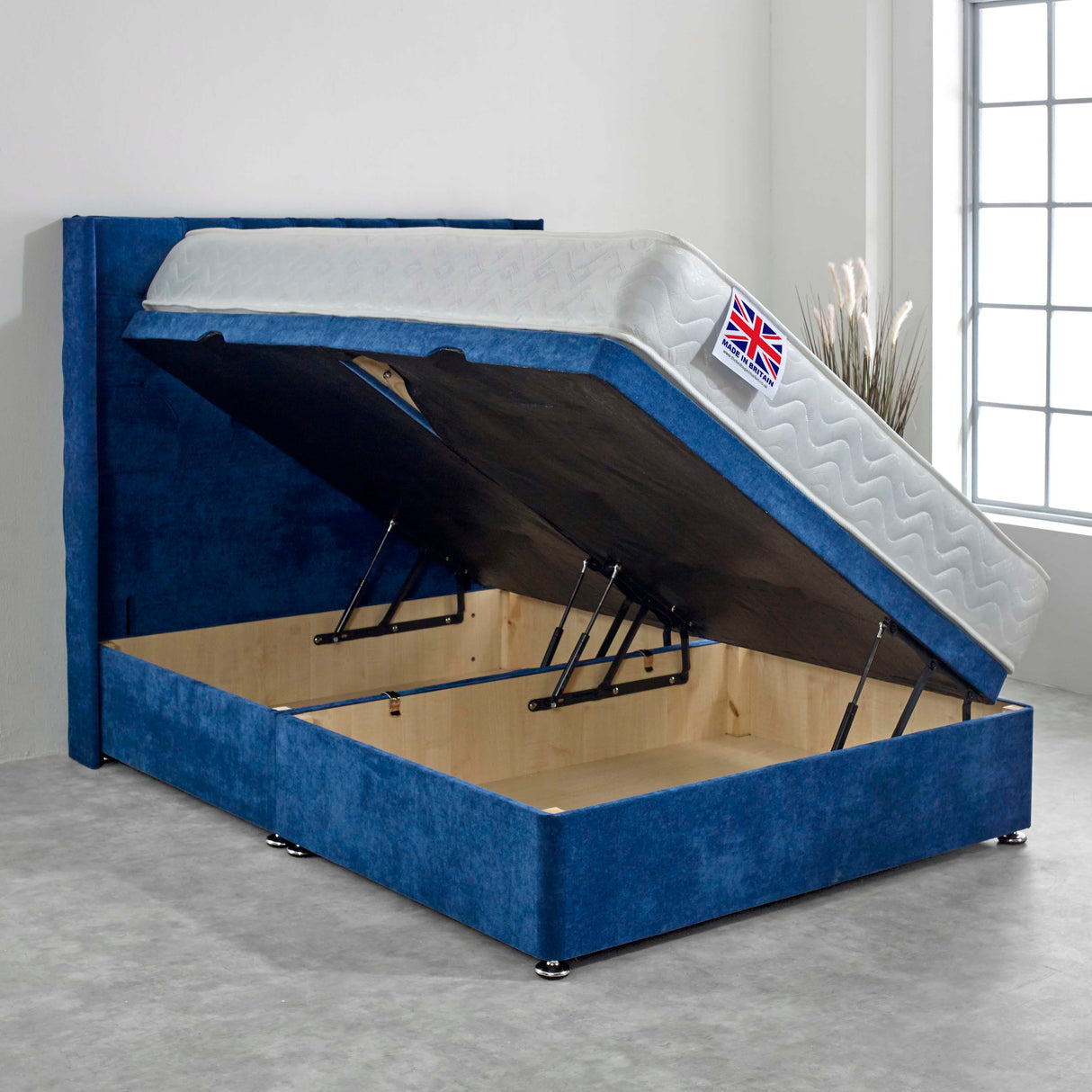 Winter/Summer Memory Foam Ottoman Bed Set