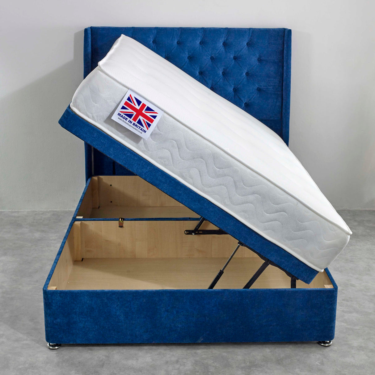 Winter/Summer Memory Foam Ottoman Bed Set